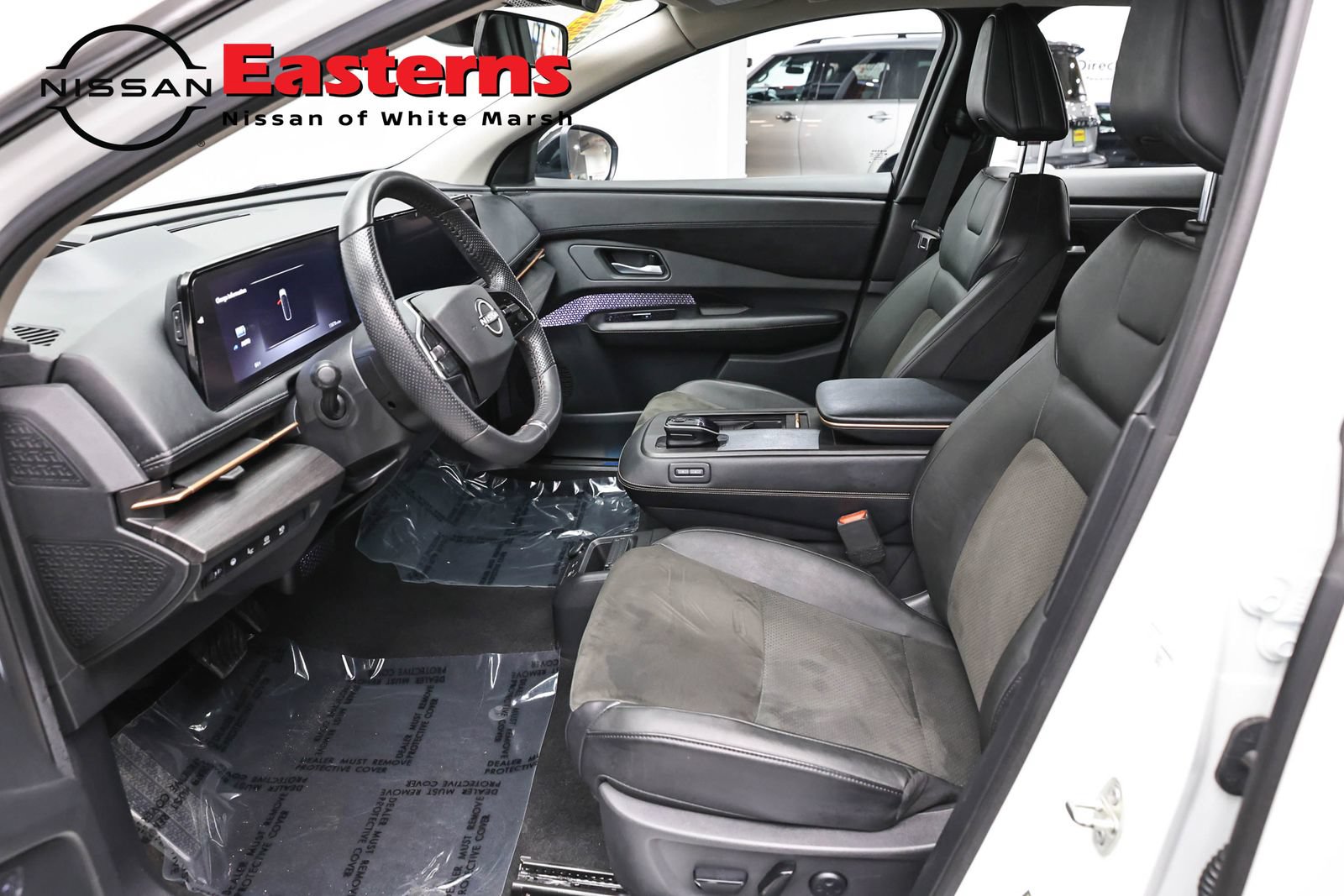 Used 2024 Nissan Ariya AWD image 14