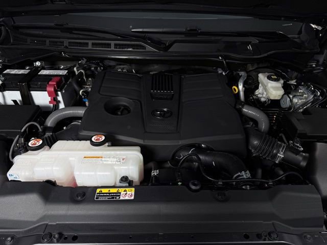 Used 2025 Toyota Tundra Limited image 8