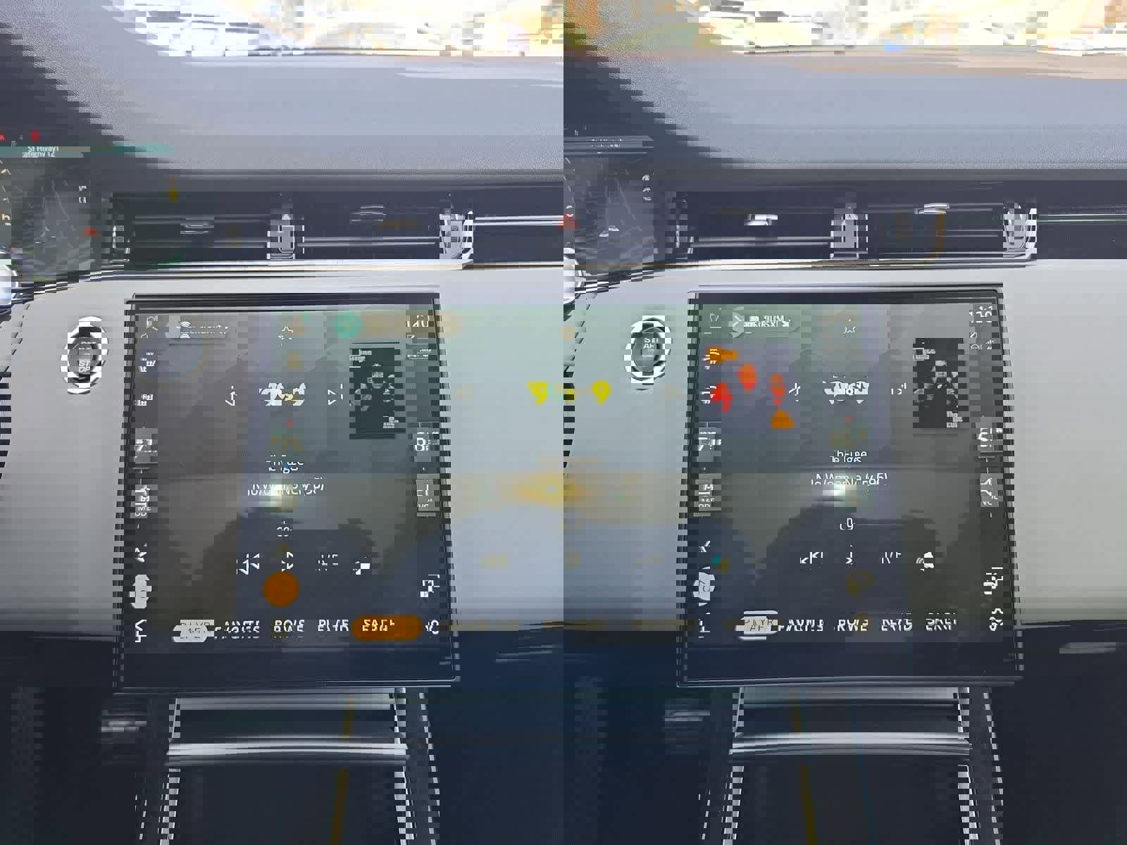 Used 2025 Land Rover Range Rover Evoque S image 28