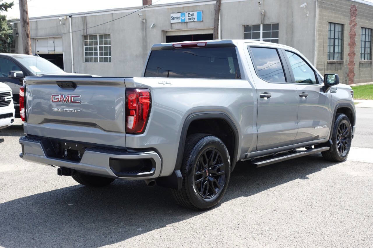 Used 2023 GMC Sierra 1500 Pro w/ Graphite Edition AWD/4WD image 3
