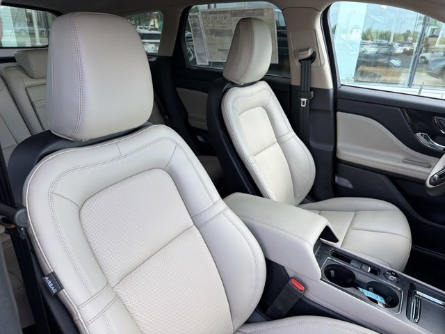 New 2025 Lincoln Corsair Grand Touring w/ Equipment Group 301A AWD/4WD image 19
