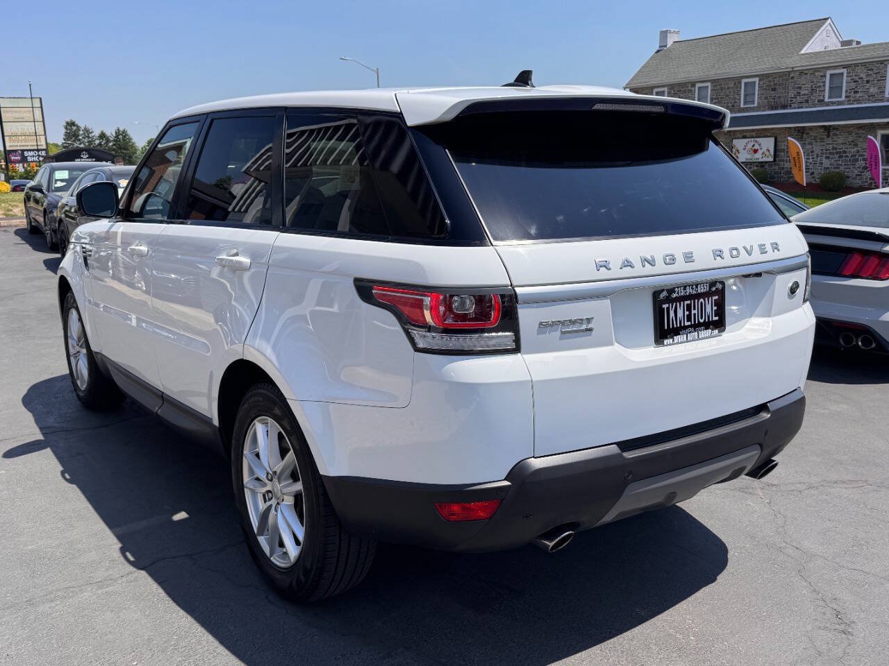 Used 2016 Land Rover Range Rover Sport SE AWD/4WD image 6