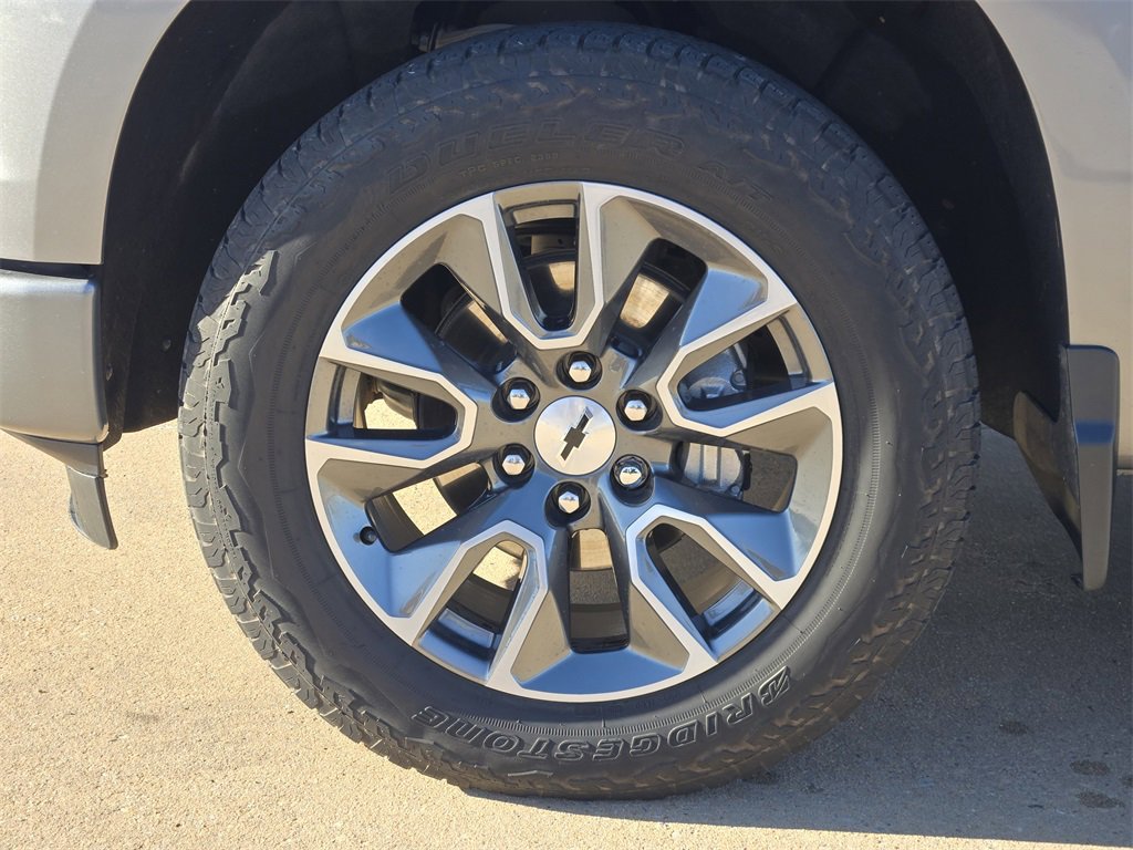 Used 2024 Chevrolet Silverado 1500 RST w/ Z71 Off-Road Package image 27