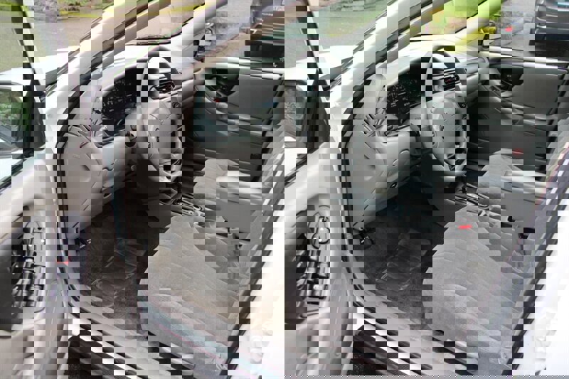 Used 2004 Chevrolet Malibu Classic image 5