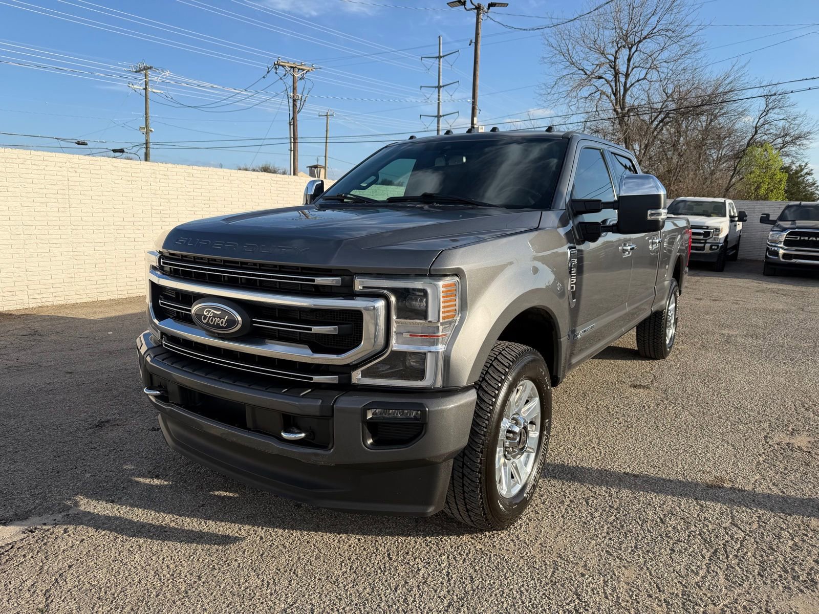 Used 2022 Ford F250 Platinum w/ FX4 Off-Road Package image 1