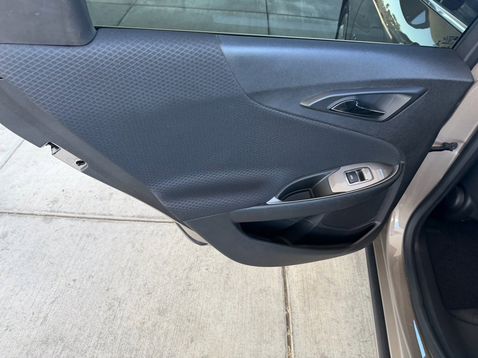 Used 2023 Chevrolet Malibu LS image 17