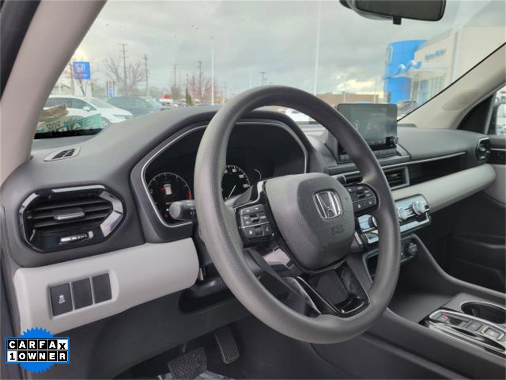 Used 2023 Honda Pilot LX image 19
