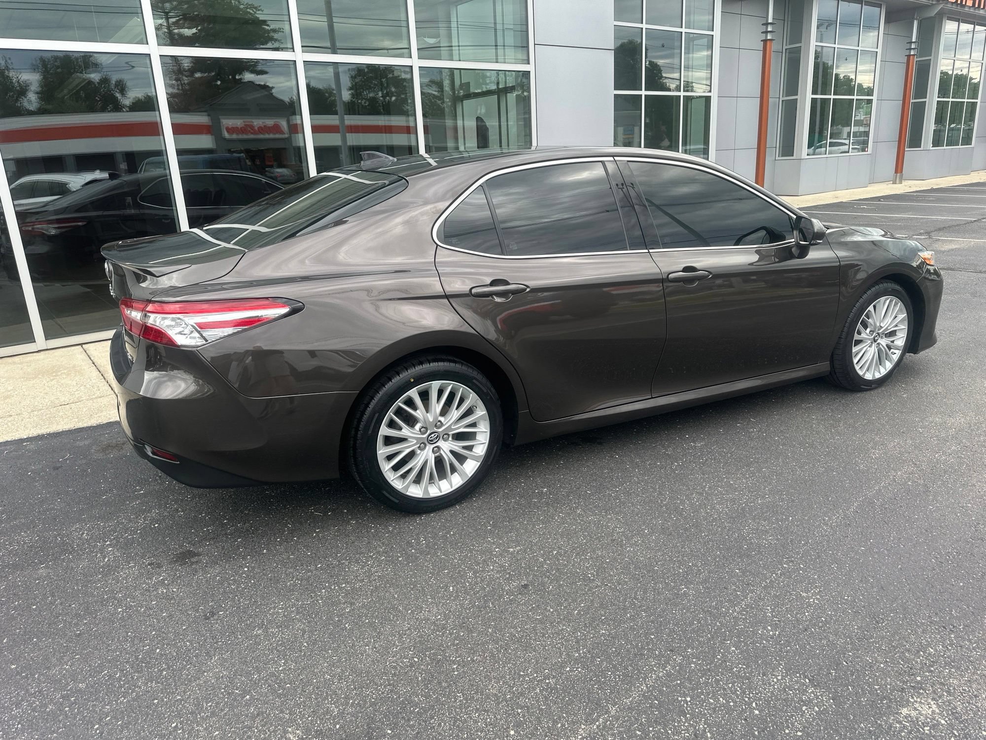 Used 2018 Toyota Camry XLE w/ Driver Assist Package FWD video 3