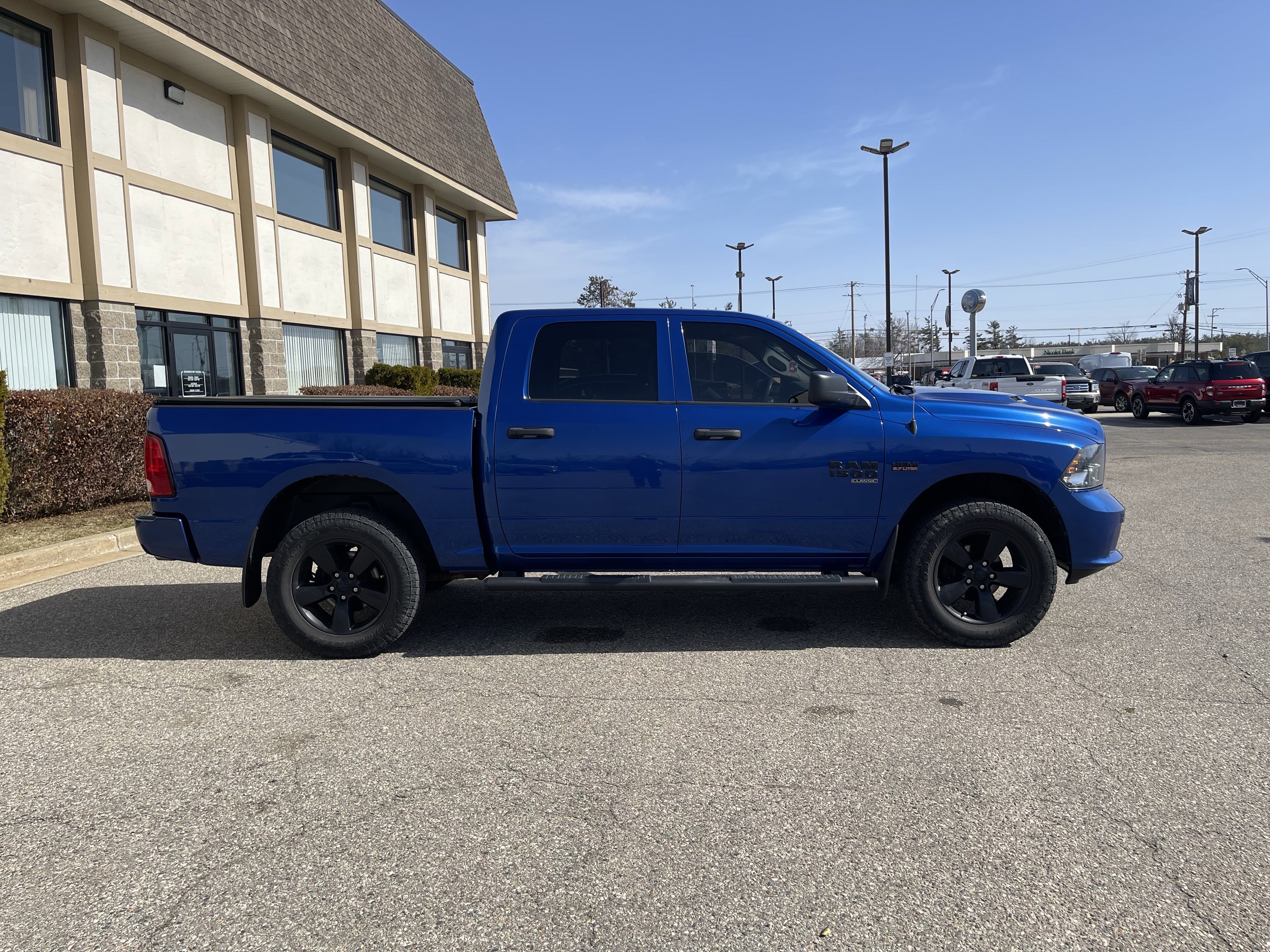 Used 2019 RAM 1500 Express w/ Wheel & Sound Group image 3