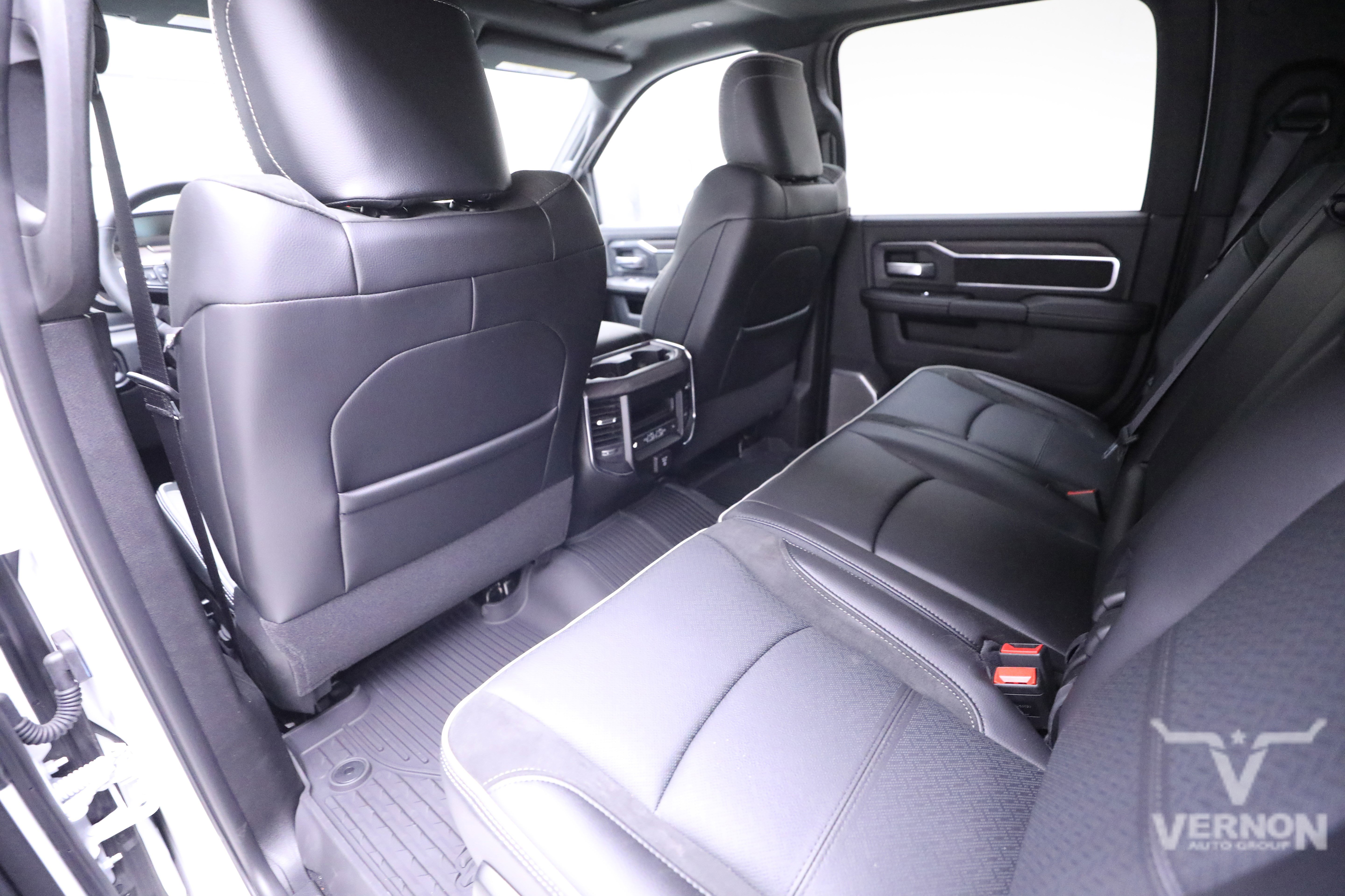 New 2025 RAM 3500 Laramie image 9