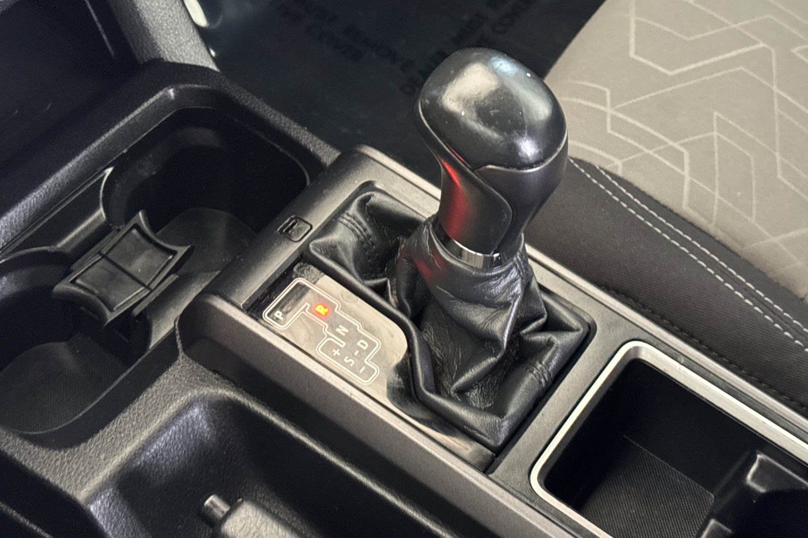 Used 2021 Toyota Tacoma TRD Sport w/ Technology Package image 21