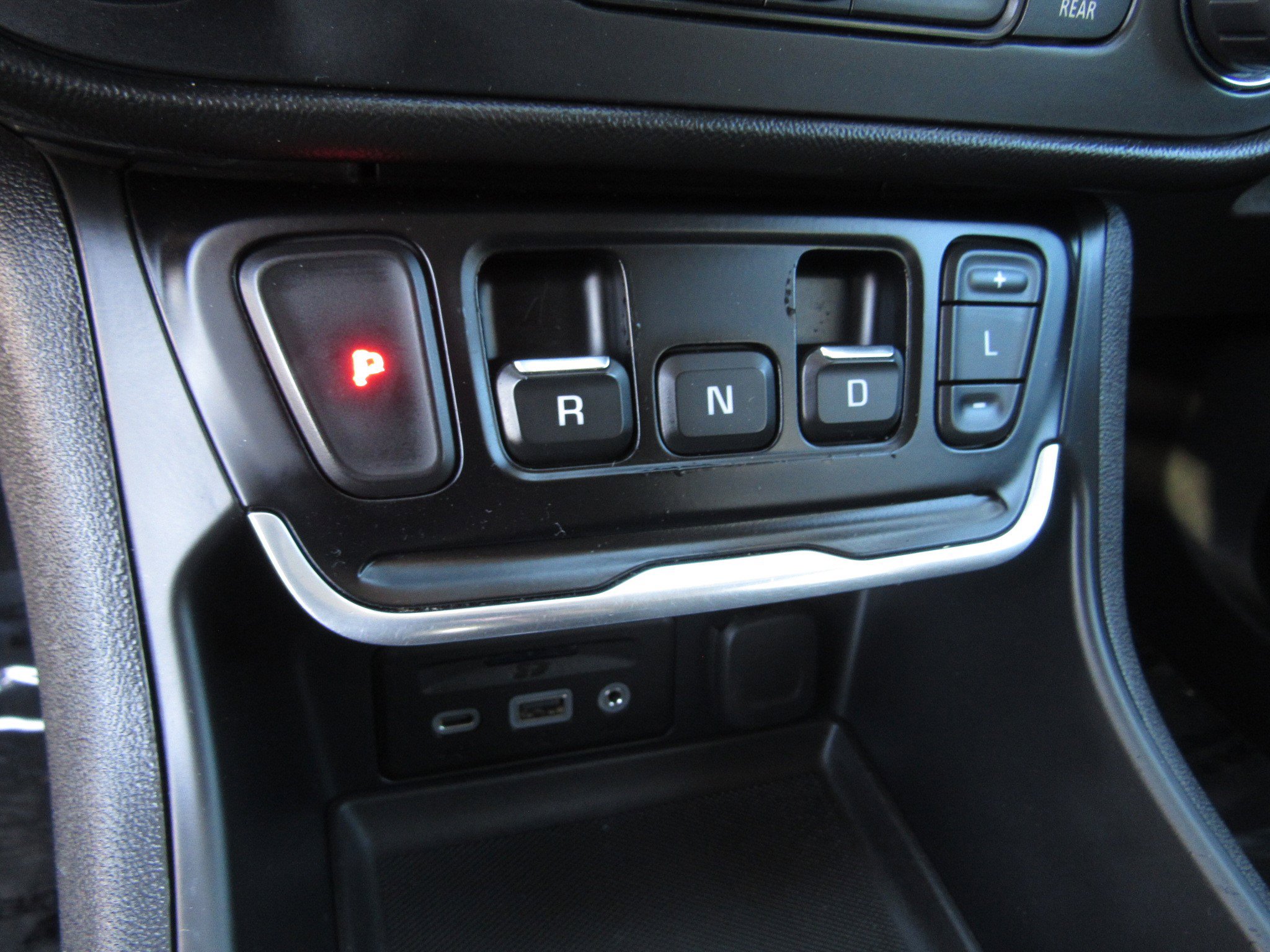 Used 2020 GMC Terrain SLT w/ Preferred Package image 21