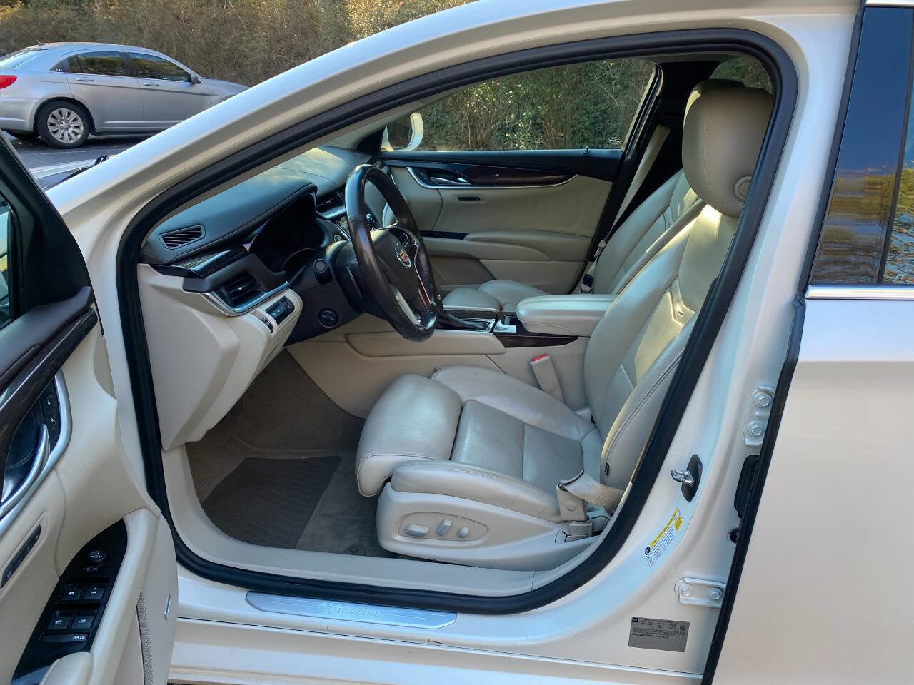 Used 2014 Cadillac XTS Premium w/ Driver Assist Package image 11