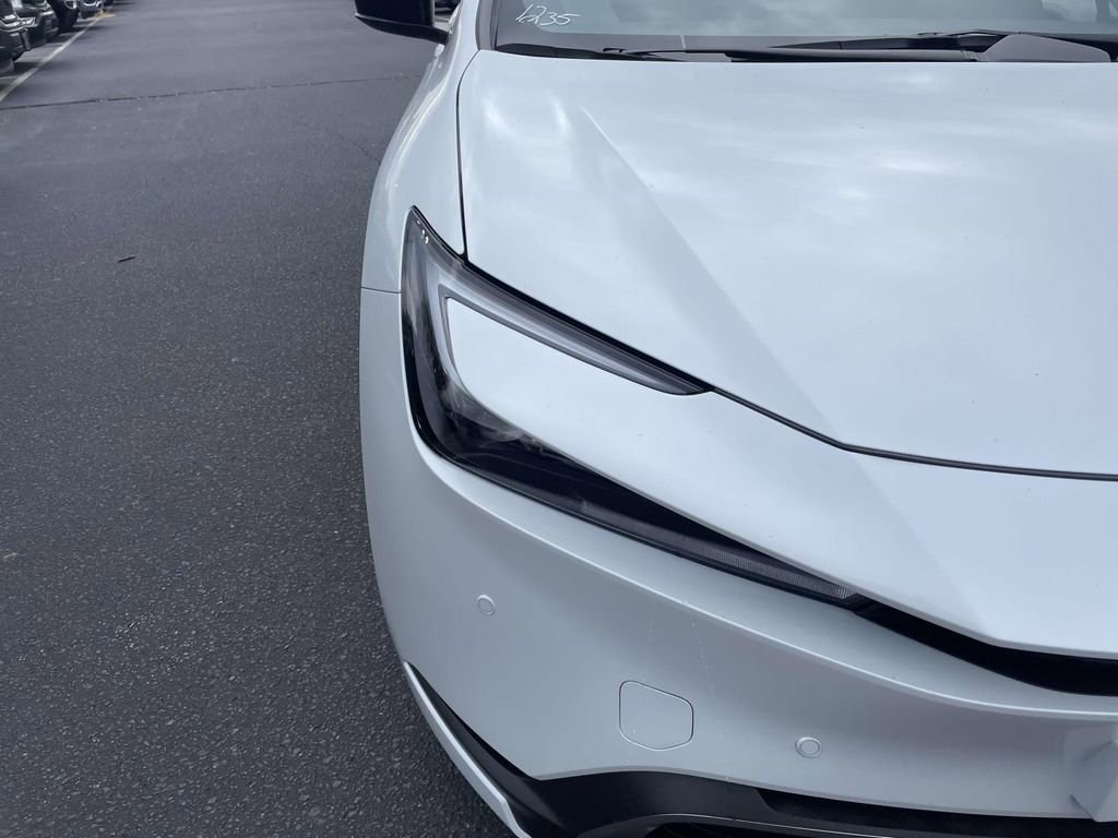 New 2026 Toyota Prius Plug-In Hybrid image 18