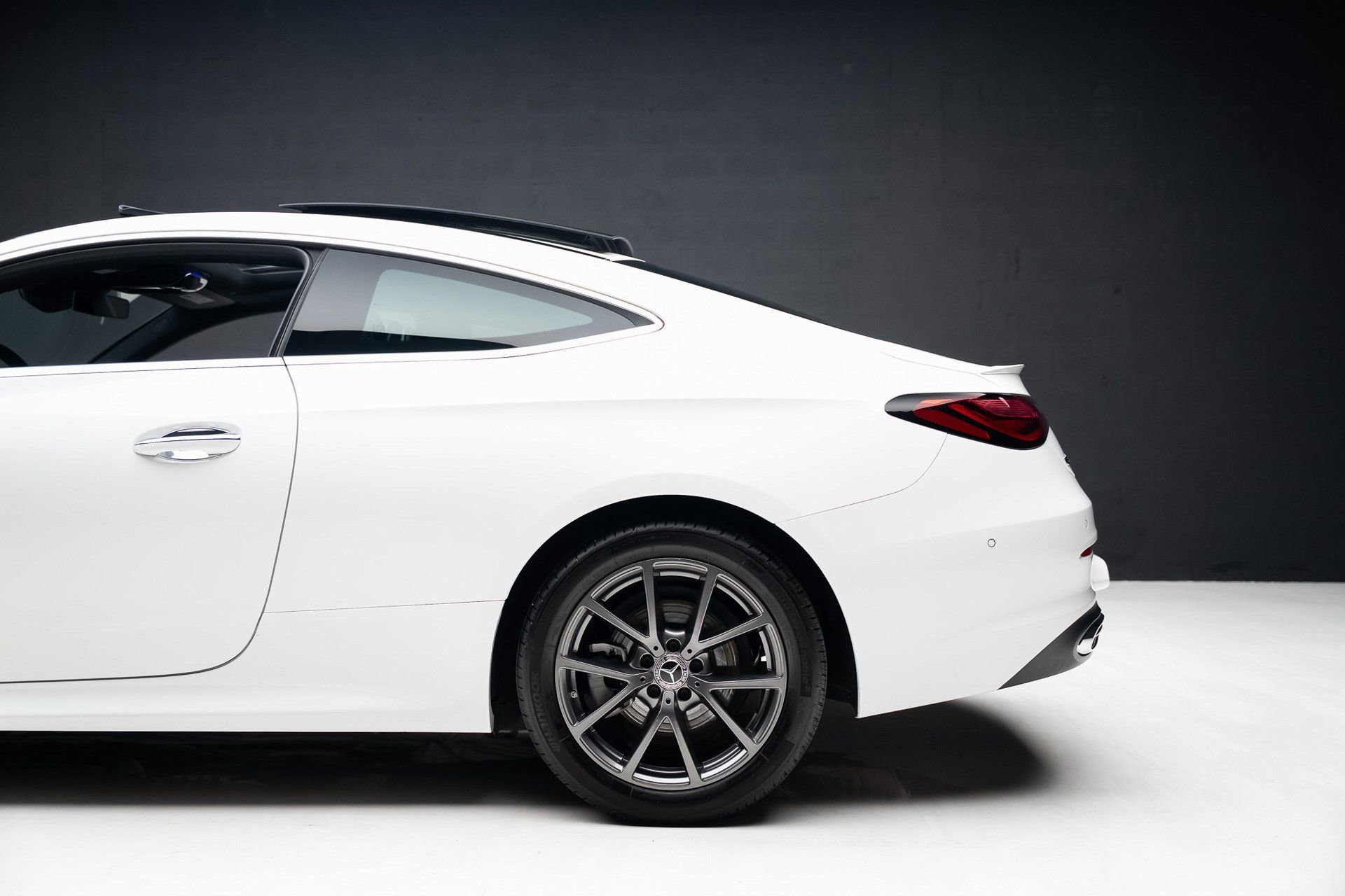 Used 2024 Mercedes-Benz CLE 300 4MATIC Coupe image 21