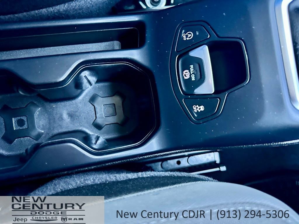 Used 2023 Jeep Renegade Latitude image 11