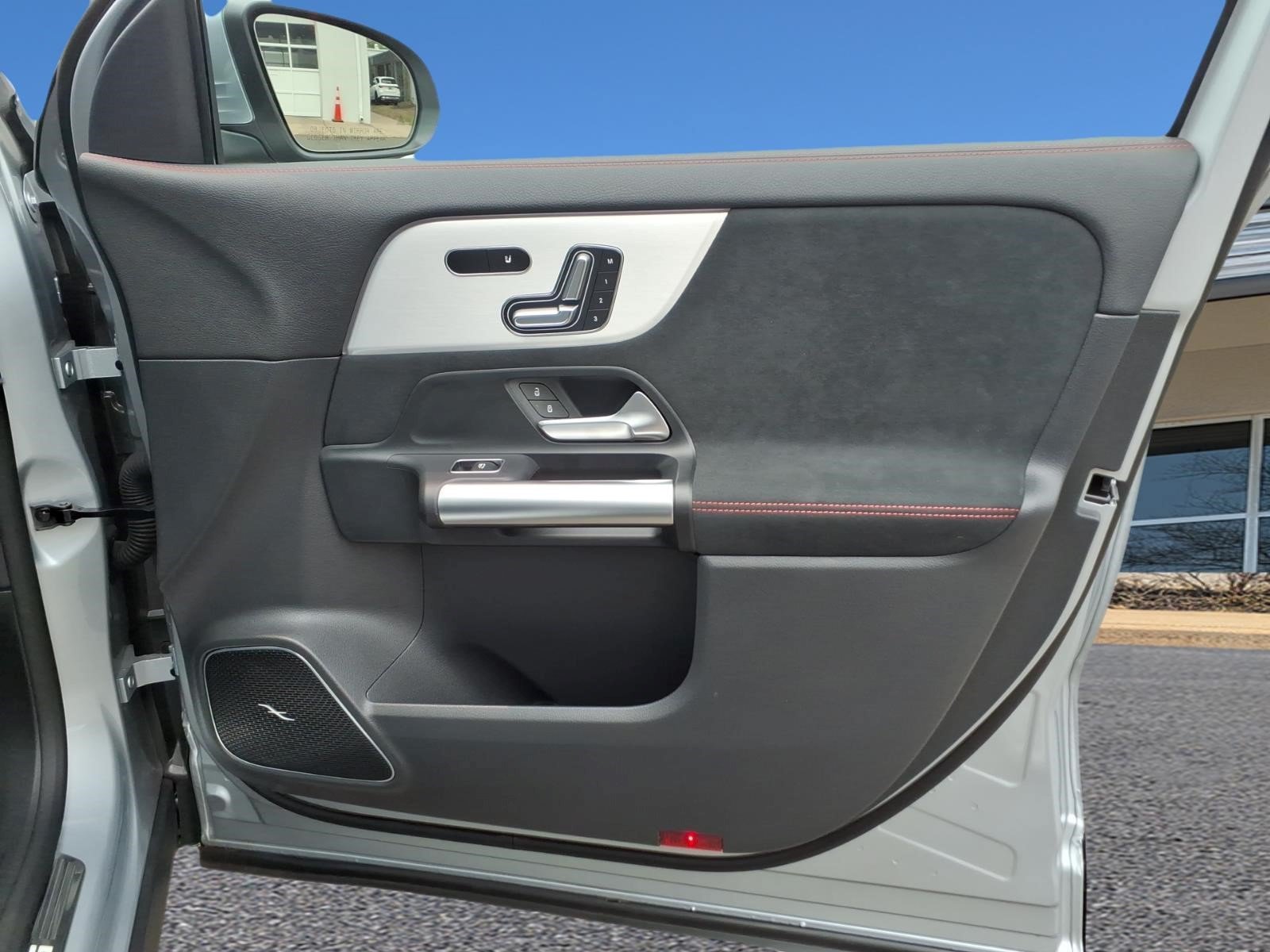 Certified 2024 Mercedes-Benz GLA 35 AMG 4MATIC image 33