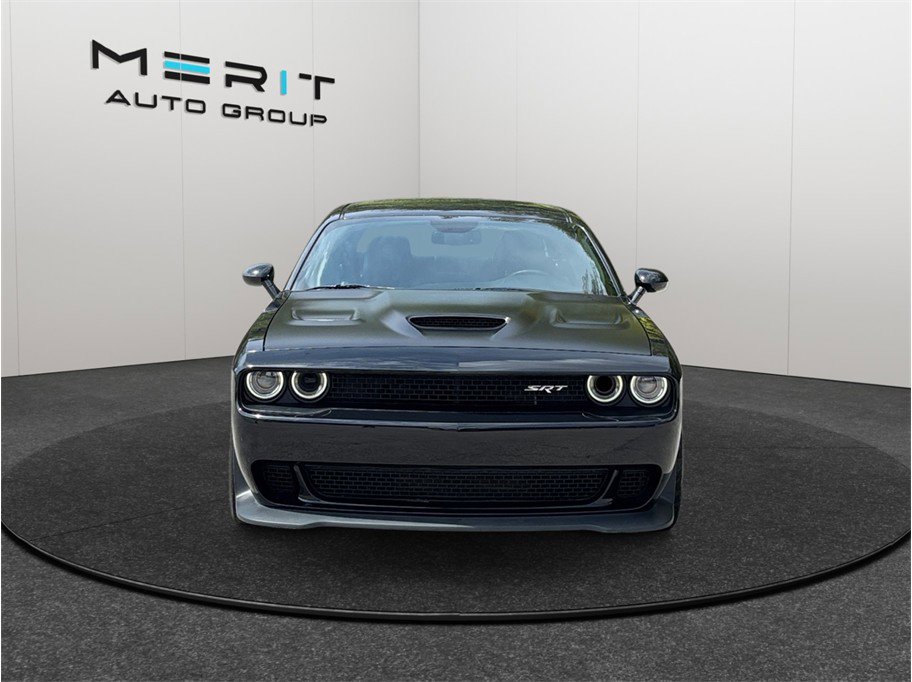 Used 2015 Dodge Challenger SRT Hellcat image 3