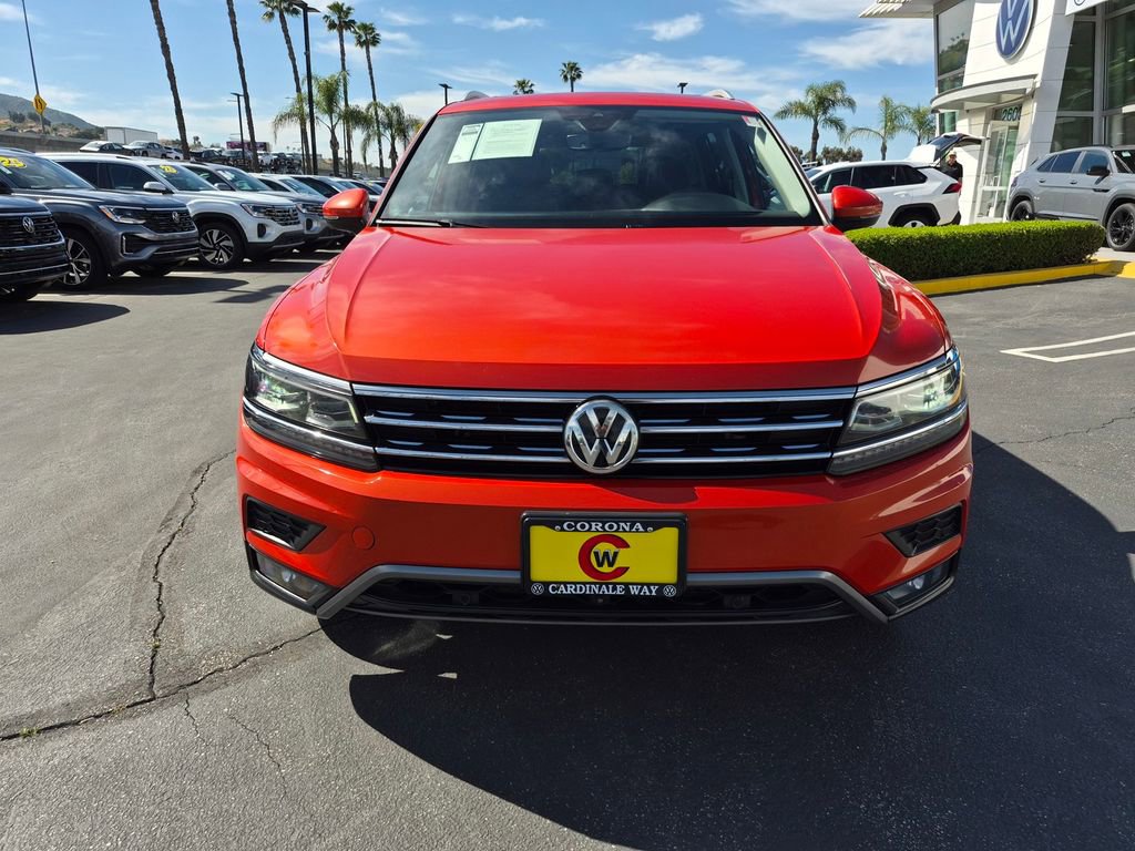 Used 2019 Volkswagen Tiguan SEL Premium w/ 3rd Row Seat Package image 2
