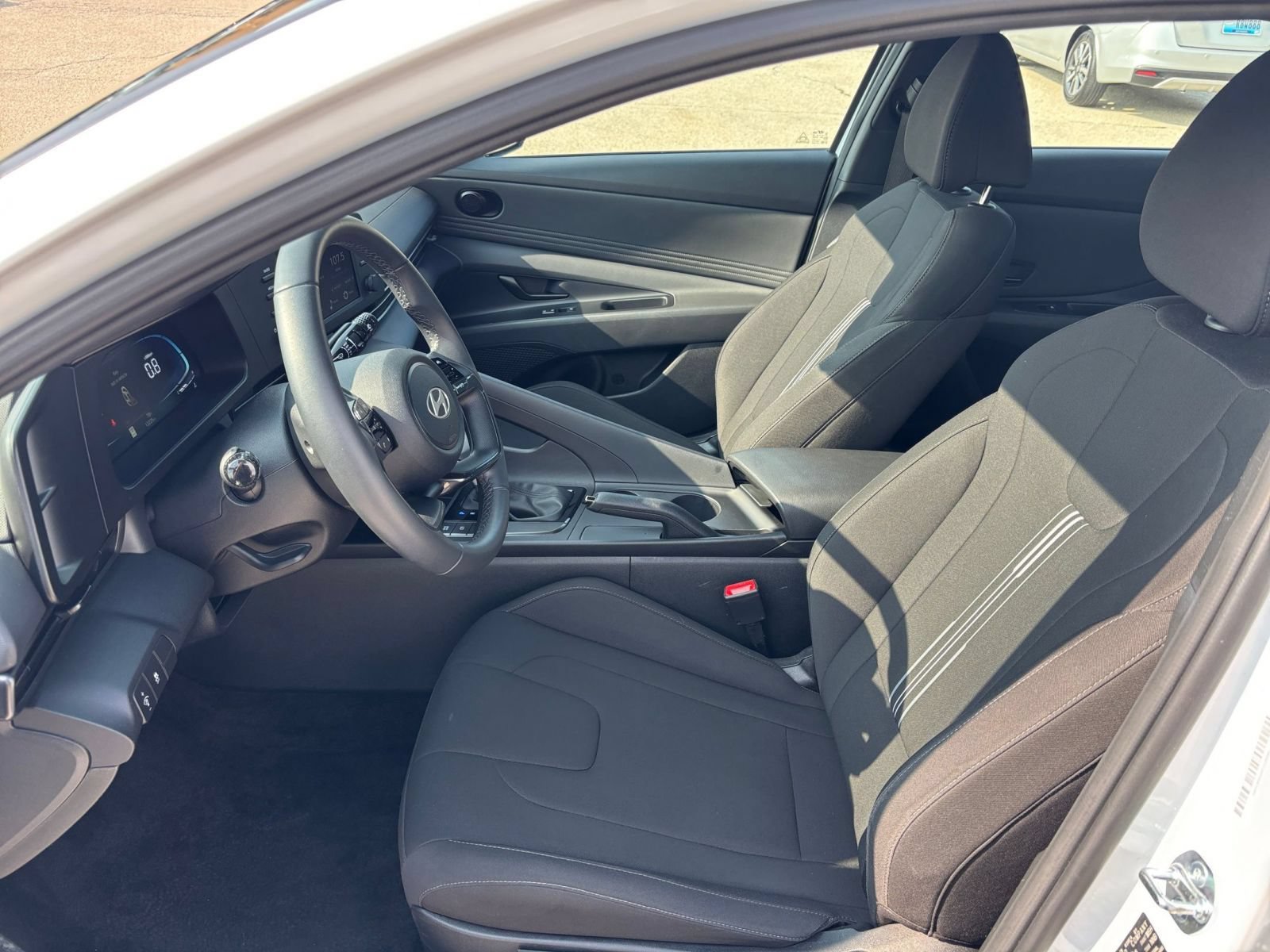 Used 2026 Hyundai Elantra Sport FWD image 24