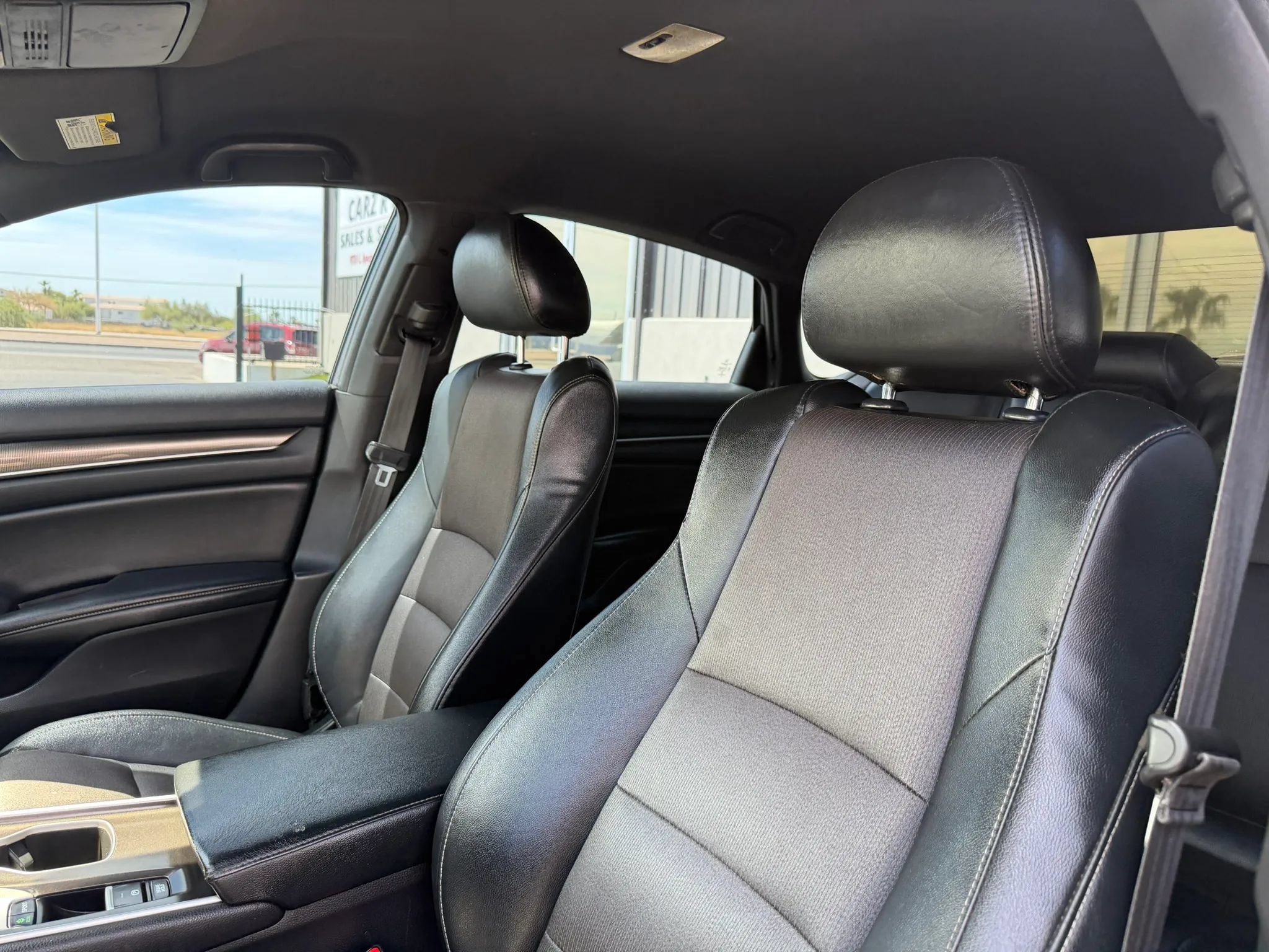 Used 2018 Honda Accord Sport image 22