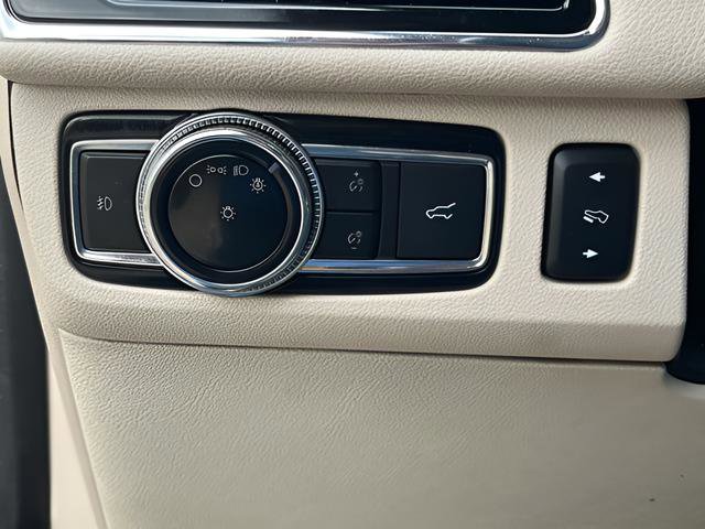 Used 2021 Lincoln Navigator L Reserve w/ Luxury Package image 24