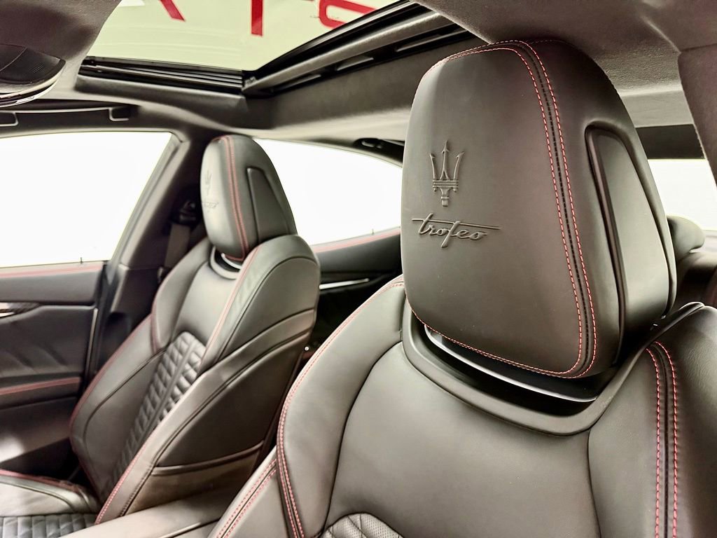 Used 2023 Maserati Ghibli Trofeo image 17