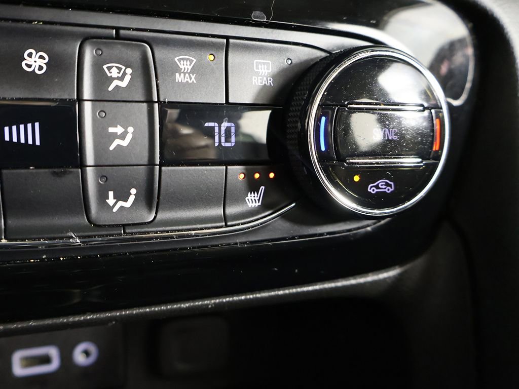 Used 2023 Buick Encore GX Select w/ Safety Package II image 42