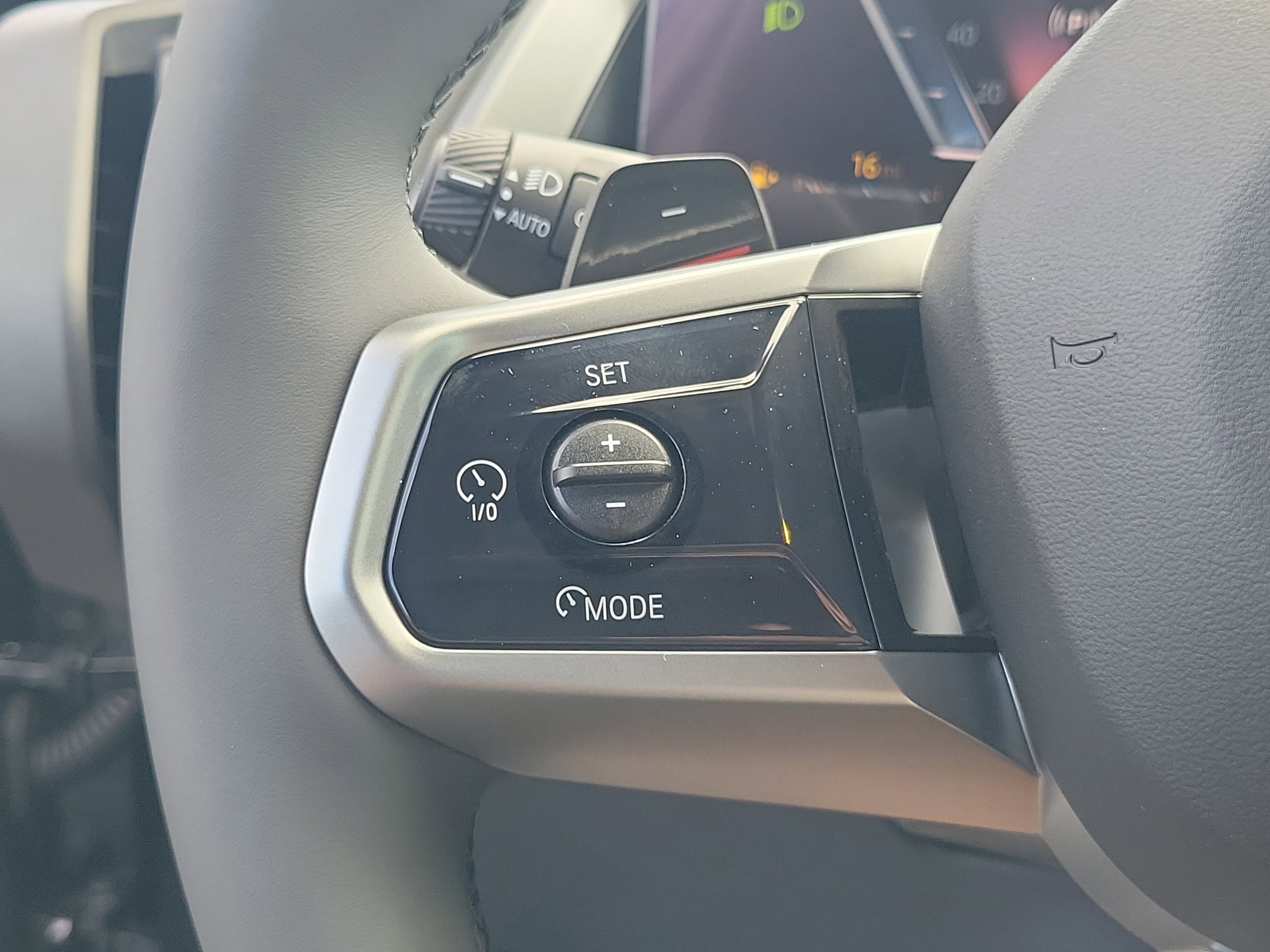 New 2025 BMW X3 xDrive30i w/ Premium Package image 30