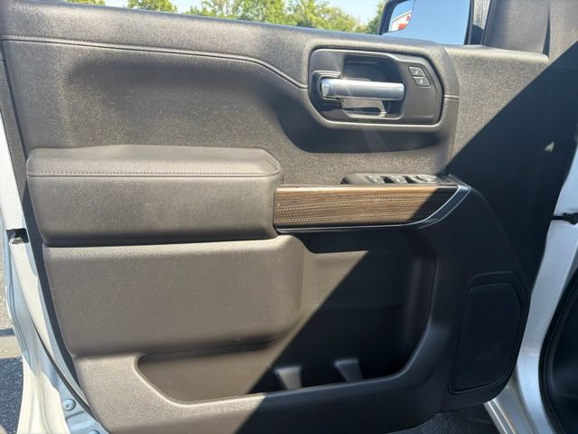 Used 2022 Chevrolet Silverado 1500 LT AWD/4WD image 10