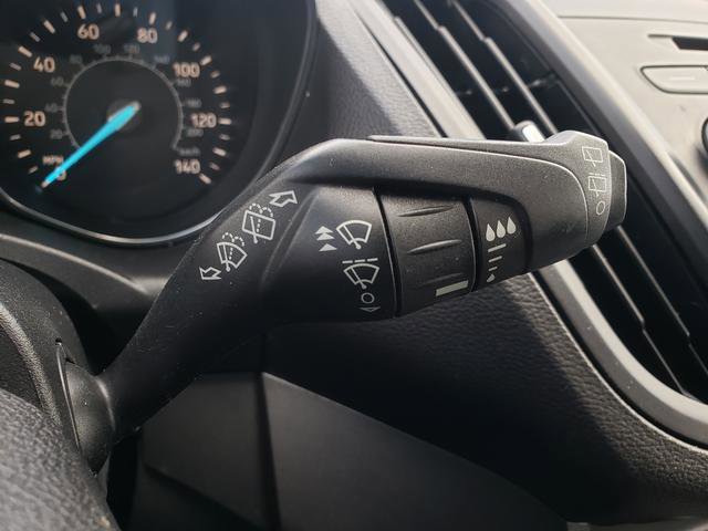 Used 2017 Ford Escape SE image 29