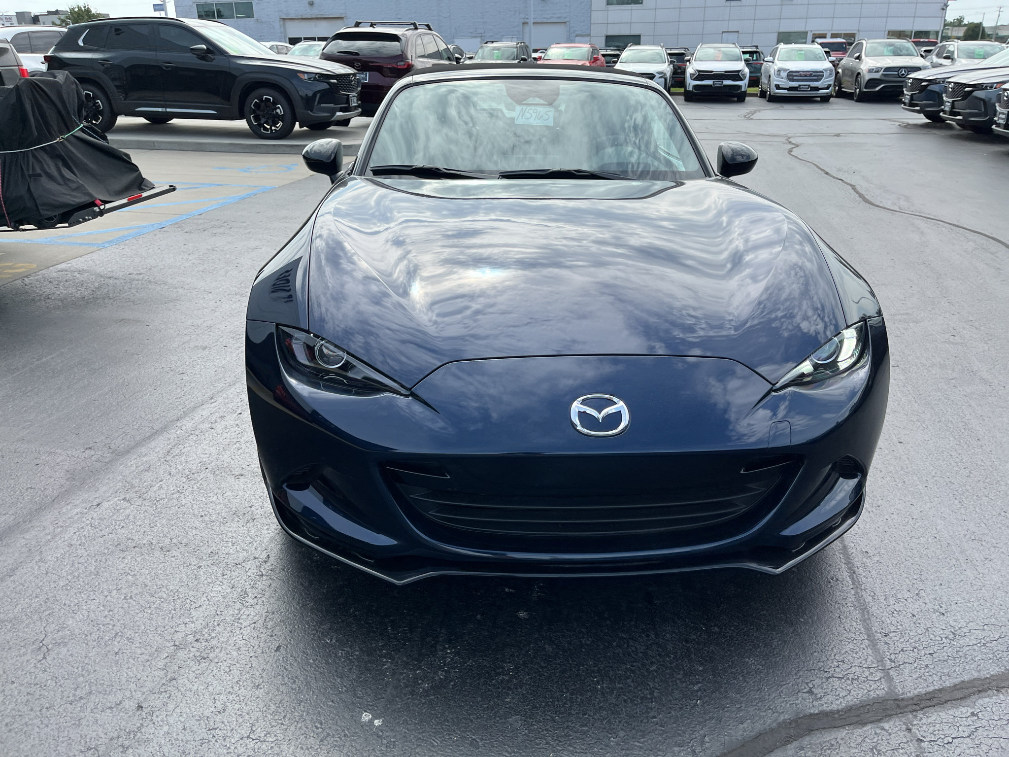 New 2026 MAZDA MX-5 Miata Club w/ Weather Package RWD image 5