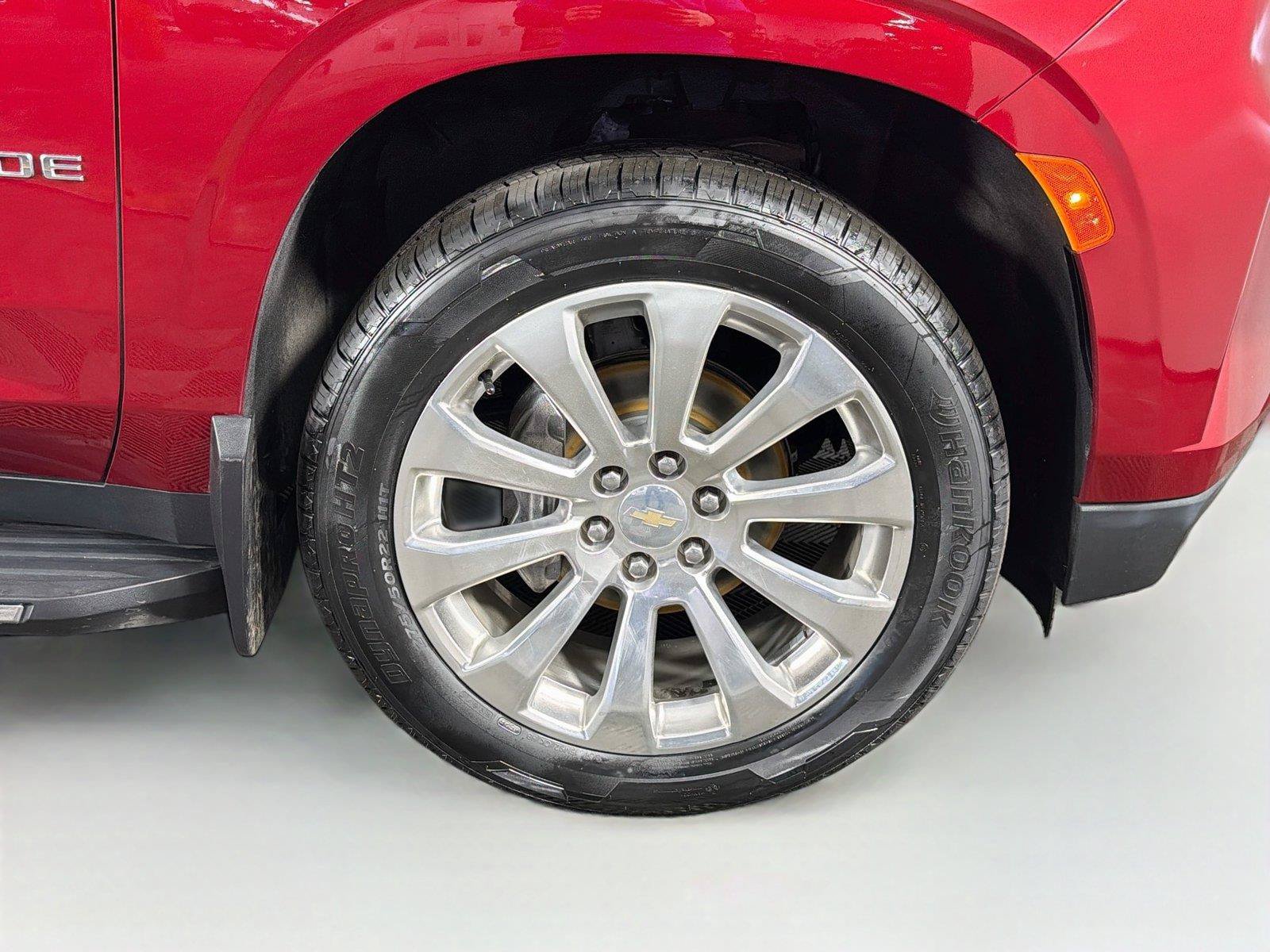 Used 2021 Chevrolet Tahoe Premier w/ Premium Package AWD/4WD image 35