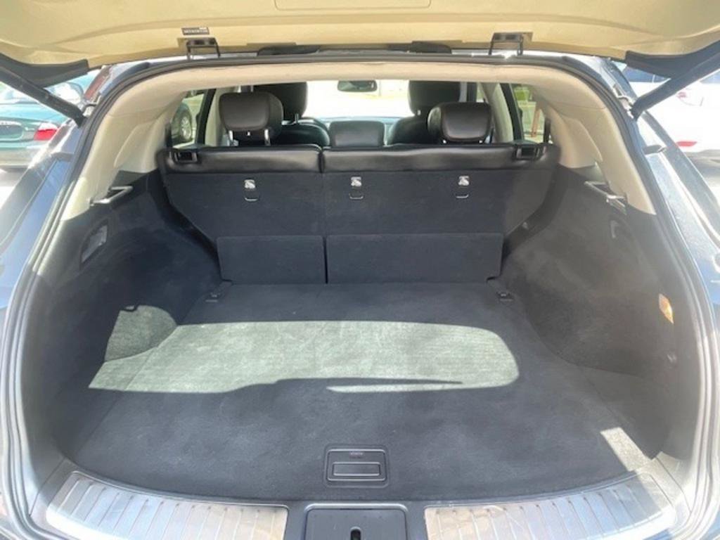 Used 2017 INFINITI QX70 2WD image 10
