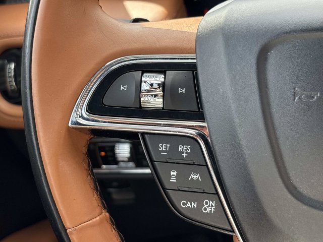 Certified 2023 Lincoln Nautilus Black Label w/ Class II Trailer Tow Package AWD/4WD image 30