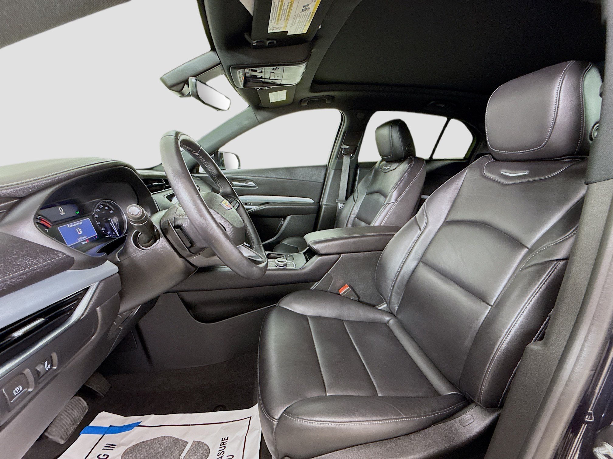 Used 2022 Cadillac XT4 Premium Luxury w/ Enhanced Visibility Package FWD image 21