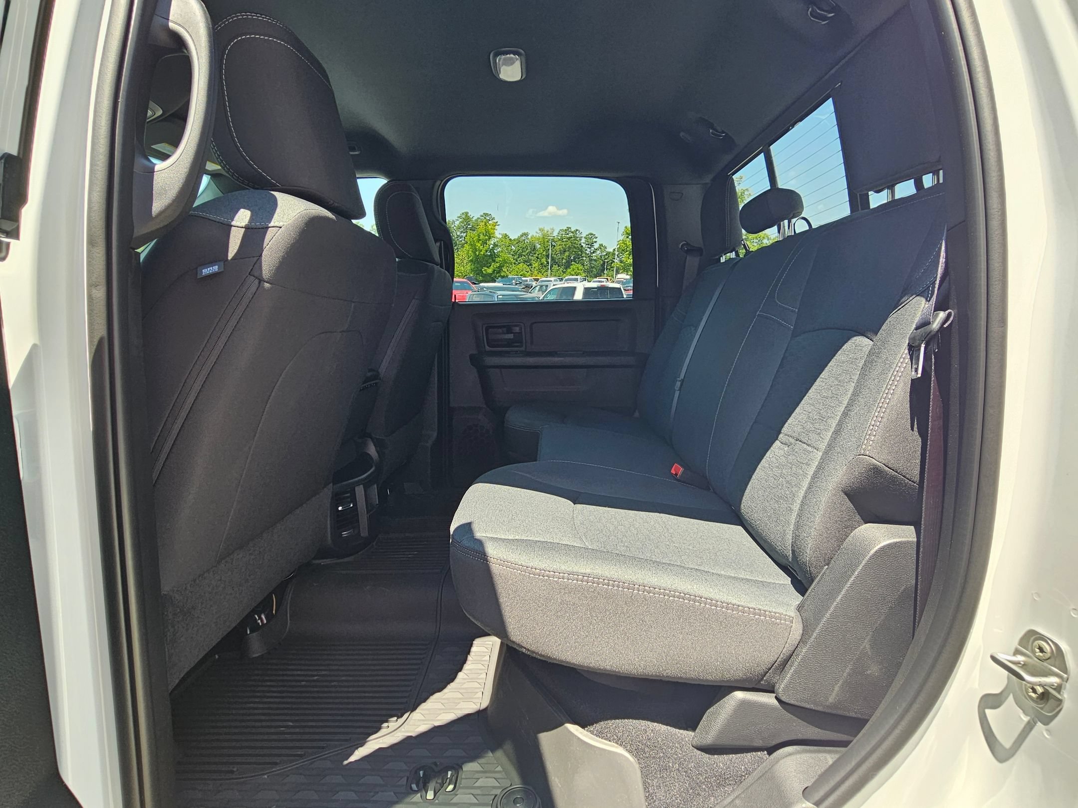 New 2026 RAM 3500 Tradesman AWD/4WD image 23