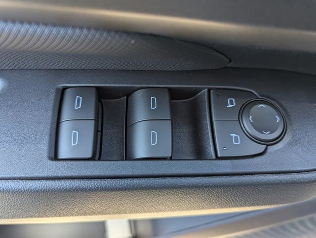 New 2026 Chevrolet Equinox EV LT w/ Comfort Package image 13