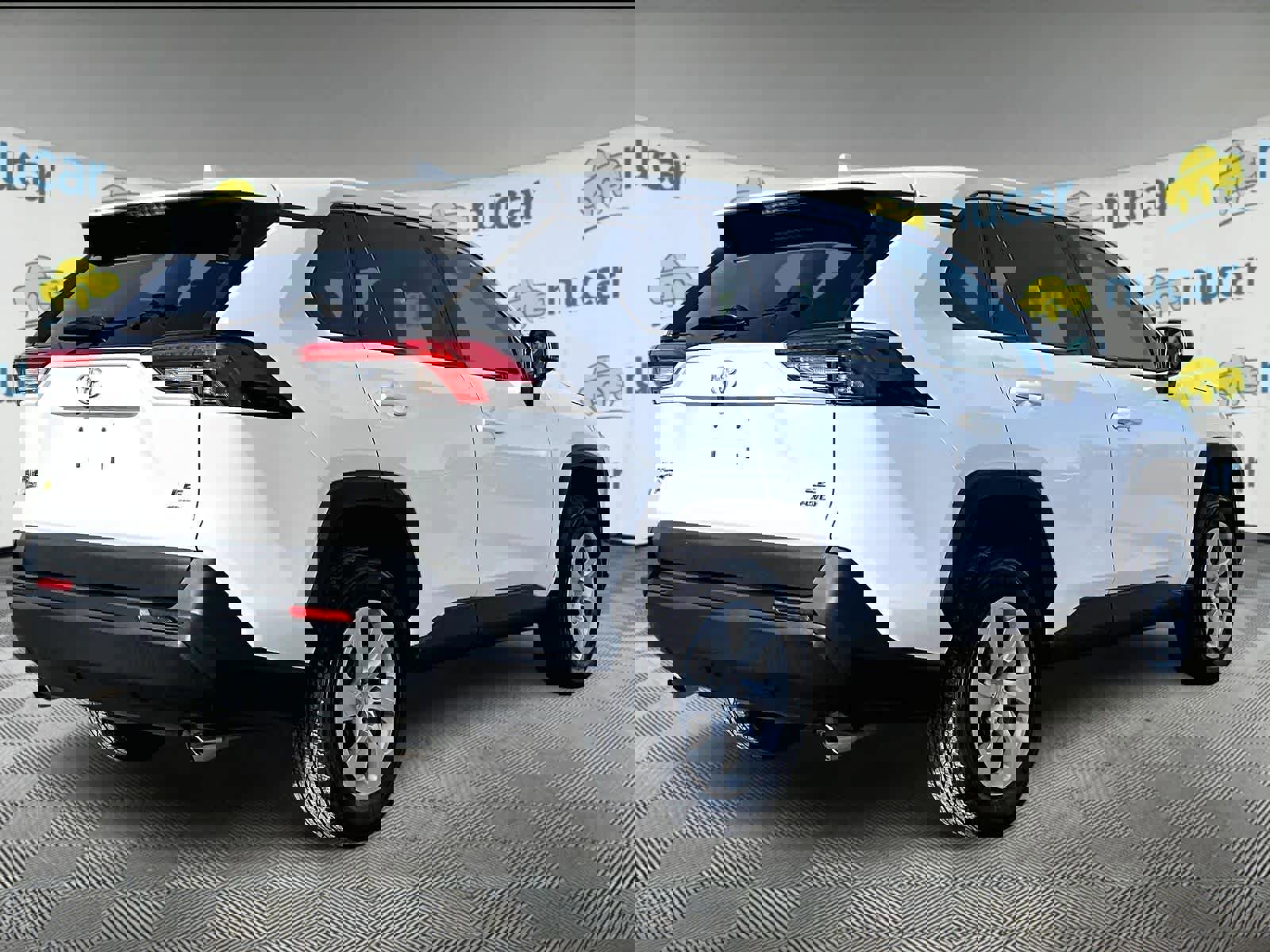 Used 2024 Toyota RAV4 LE image 6