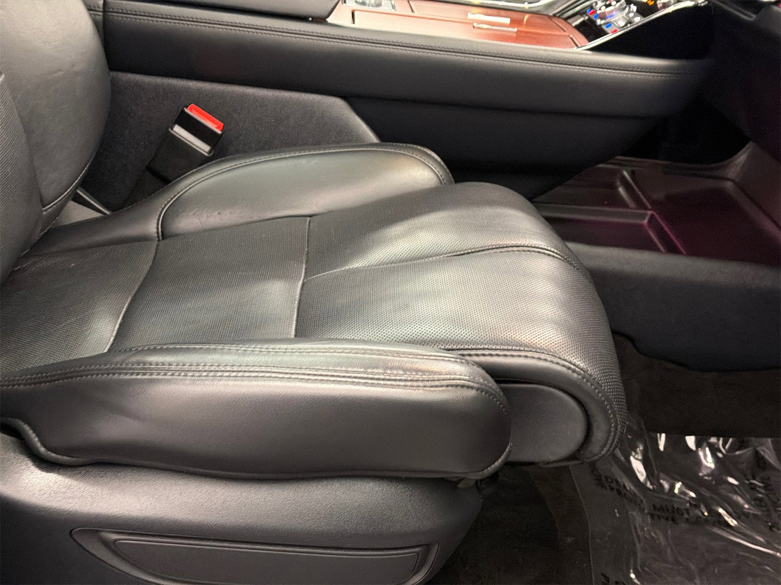 Used 2022 Lincoln Navigator L Reserve w/ Equipment Group 201A image 14