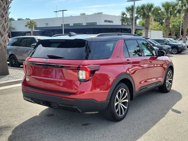 Used 2025 Ford Explorer ST-Line w/ Premium Package RWD image 4