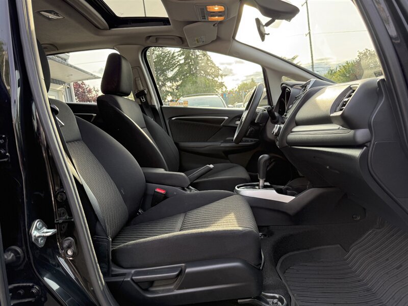 Used 2020 Honda Fit EX image 17