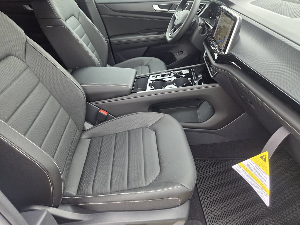 New 2026 Volkswagen Atlas Cross Sport SEL R-Line AWD/4WD image 13