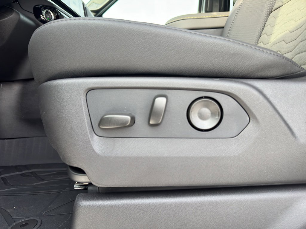 New 2026 Chevrolet Silverado 2500 ZR2 image 12