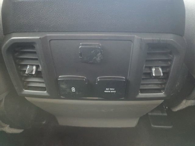 Used 2017 Ford F150 XLT w/ Equipment Group 302A Luxury AWD/4WD image 29