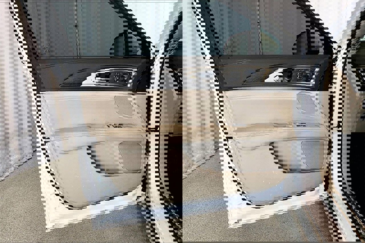 Used 2020 Lincoln MKZ Reserve w/ Monochromatic Package image 21