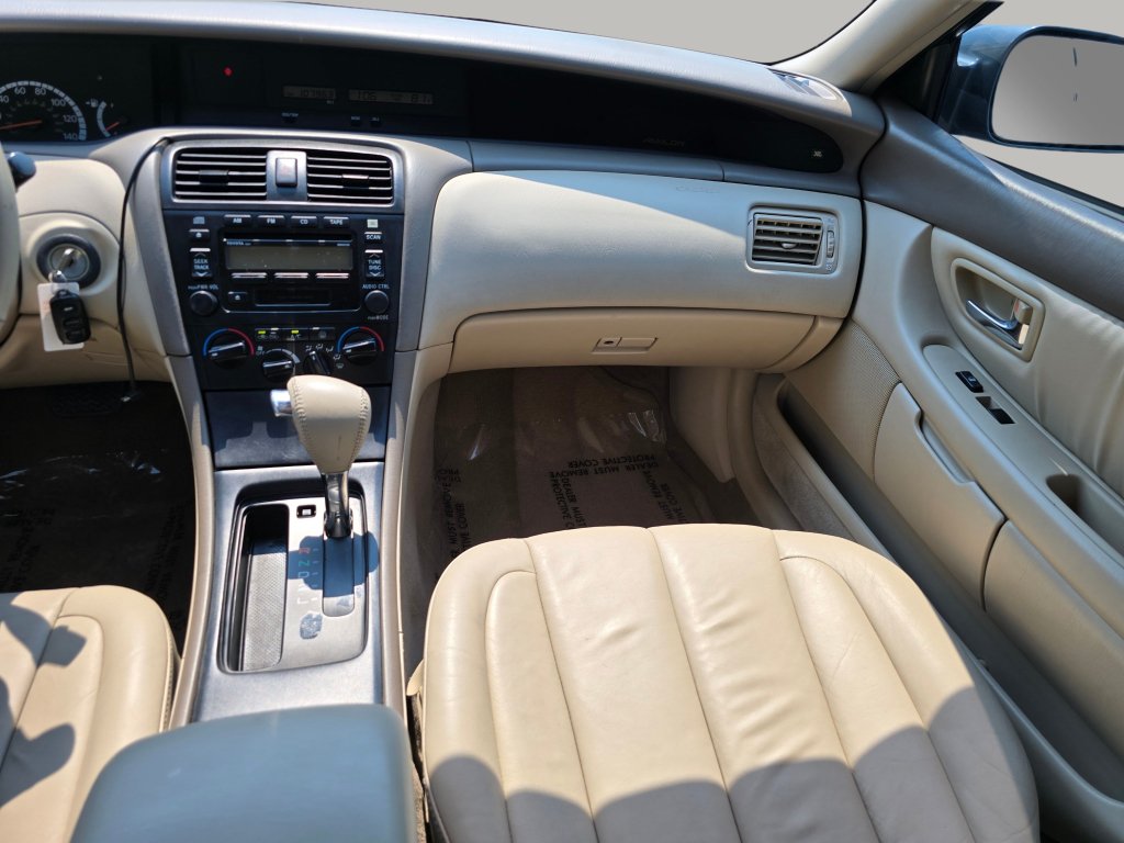 Used 2002 Toyota Avalon XL w/ Luxury Pkg FWD image 4