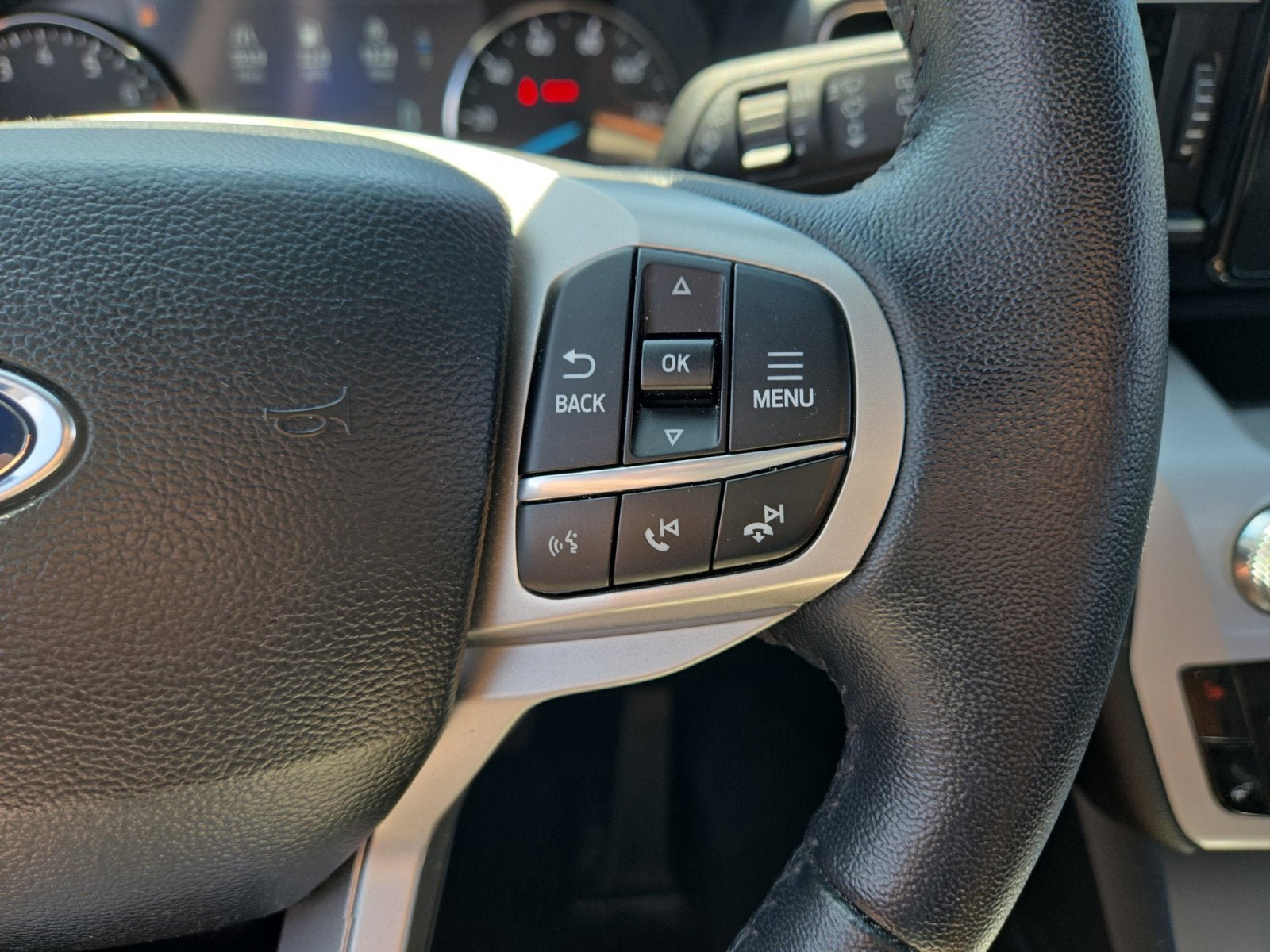 Used 2023 Ford Explorer XLT w/ Equipment Group 202A image 15