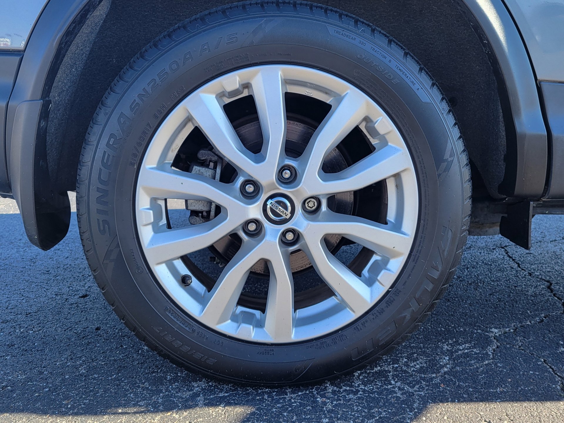 Used 2020 Nissan Rogue Sport S w/ Appearance Package image 5