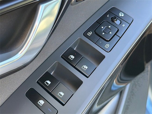 Used 2024 Kia Niro SX Touring image 22